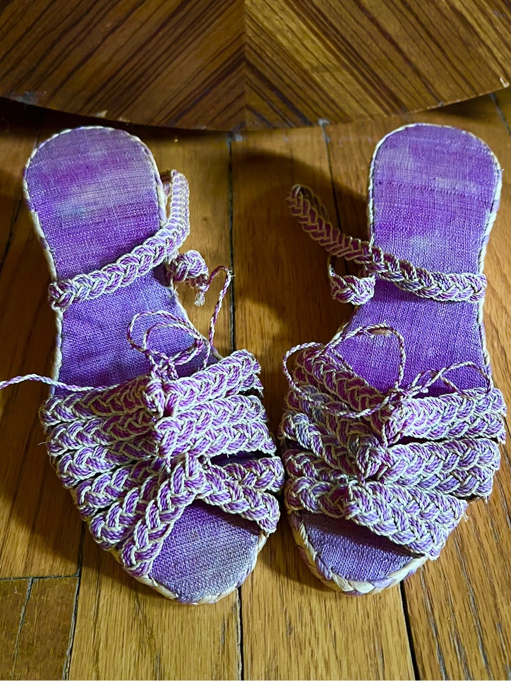 Vintage 1940s 1950s lavender woven espadrilles